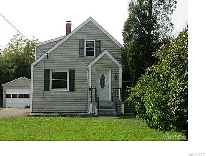 1st image of 24 Crestwood Pl