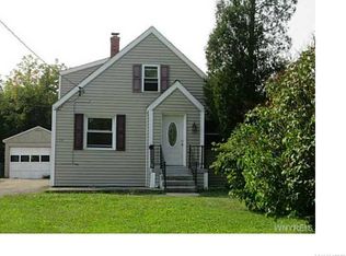 24 Crestwood Pl, Cheektowaga, NY 14225