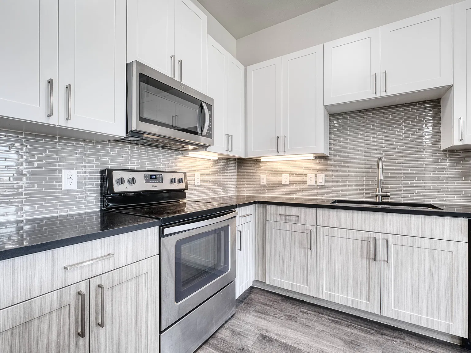 Harmony Luxury Apartments — Photo 1
