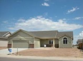 9039 Raging Bull Ln, Wellington, CO 80549