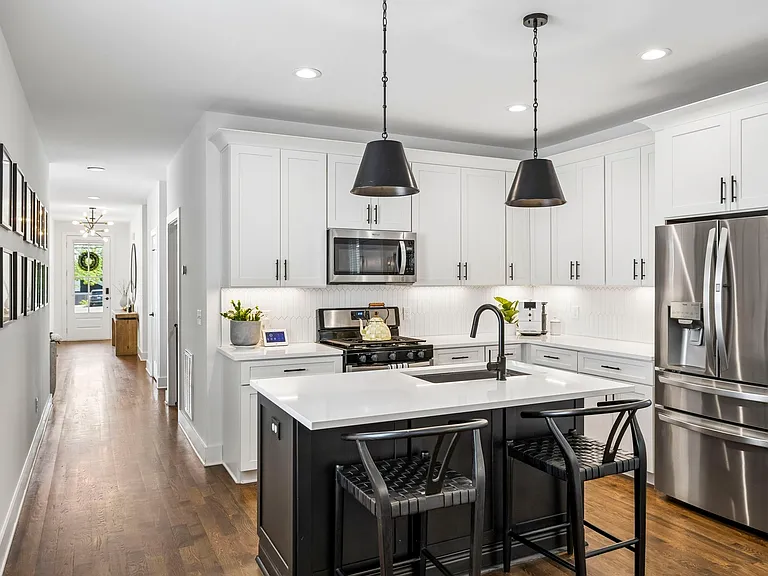 113B Oceola Ave — Photo 8