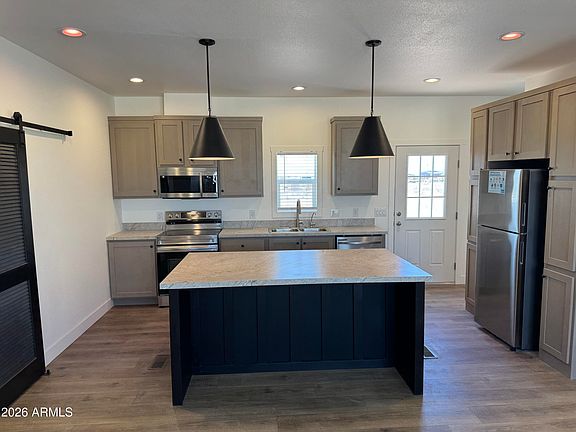 4th image of 36445 W Clarendon Avenue
