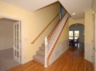 3325 Park Hills Dr, Eugene, OR 97405