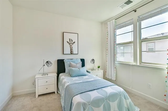880 Apollo Pl — Photo 16