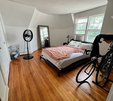 5th image of 61 S Washington St APT 3W