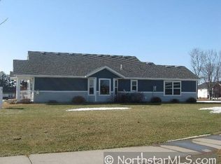 722 13th Ln SW, Cambridge, MN 55008