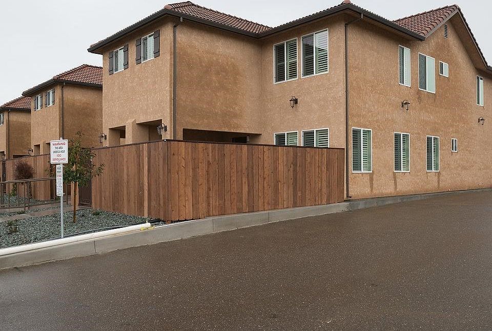 1st image of 2112 Tienda Dr