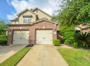8026 Barnes Ridge Ln, Houston, TX 77072