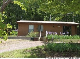 933 Golden Goose Dr, Edwards, MO 65326