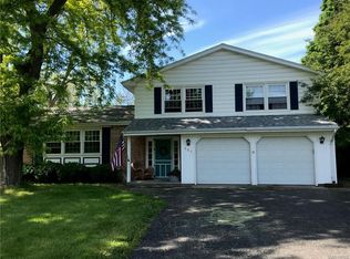 889 Lockport Rd, Youngstown, NY 14174