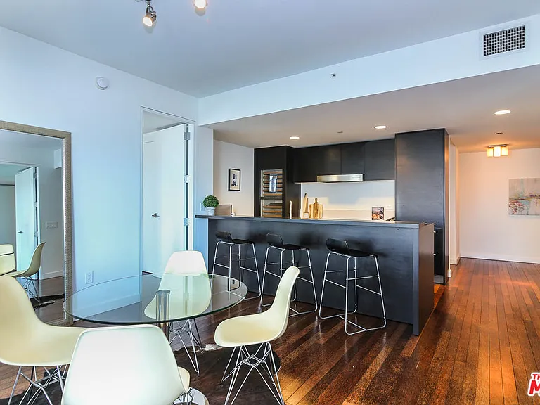 6250 Hollywood Blvd #11N — Photo 14