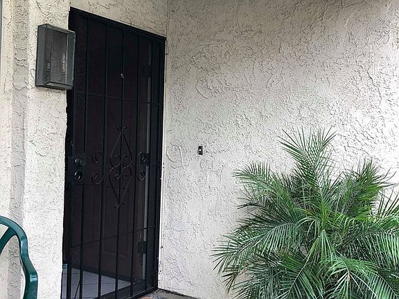 4th image of 8333 Columbus Ave Unit 22
