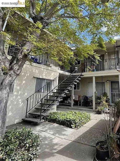 3173 Neal Ave #2