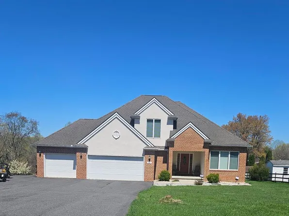 38 Drexel Dr, Newark, DE 19711