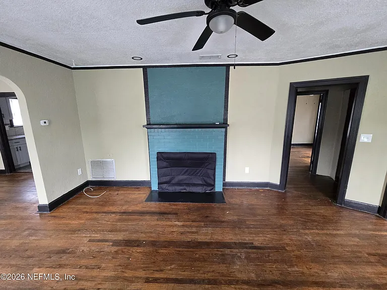 41 Tallulah Ave — Photo 3