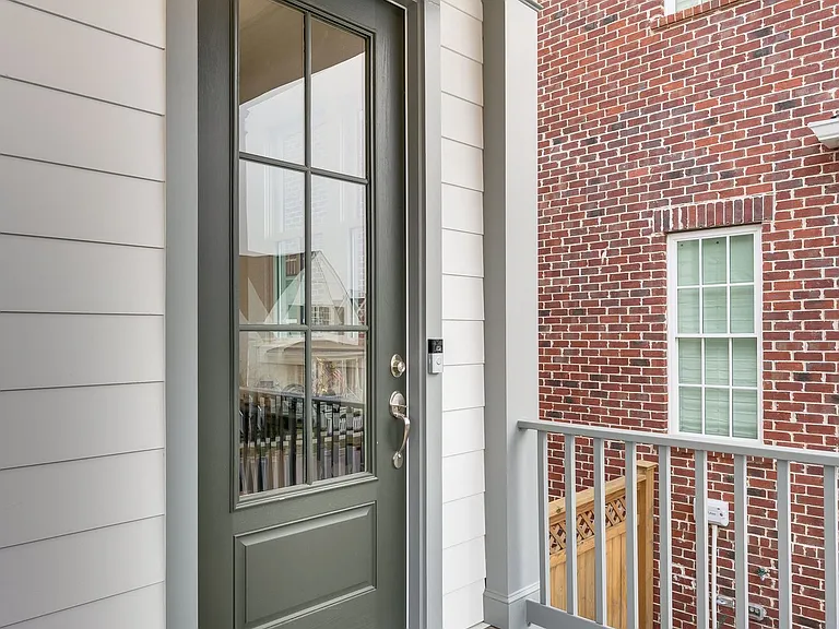 6007 Camberley St — Photo 3