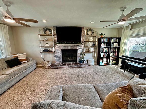 5th image of 3905 W 8th St