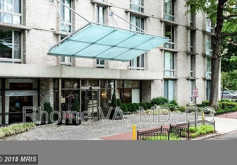 950 25th St NW #1025N — Photo 1