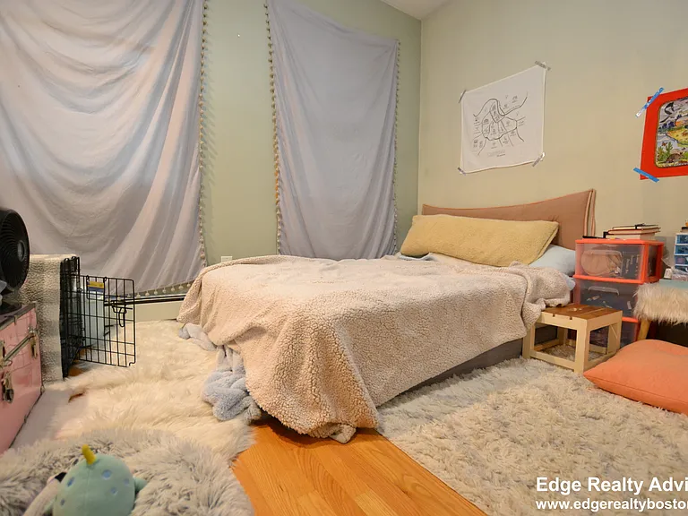 77 Easton St #1 — Photo 10