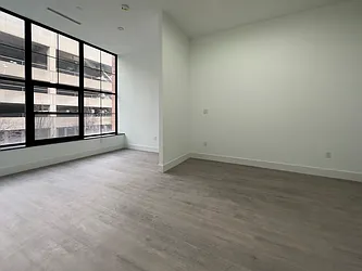 Rented by R New York