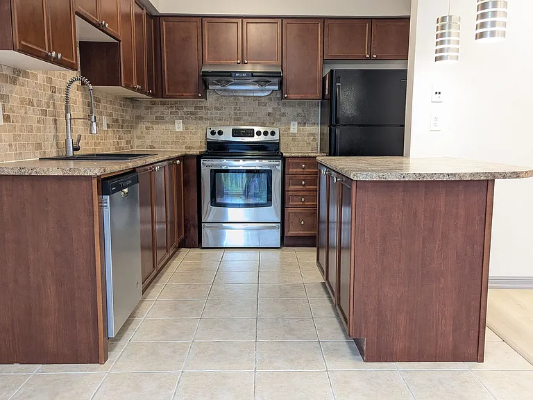 27 Walter Sangster Rd — Photo 8