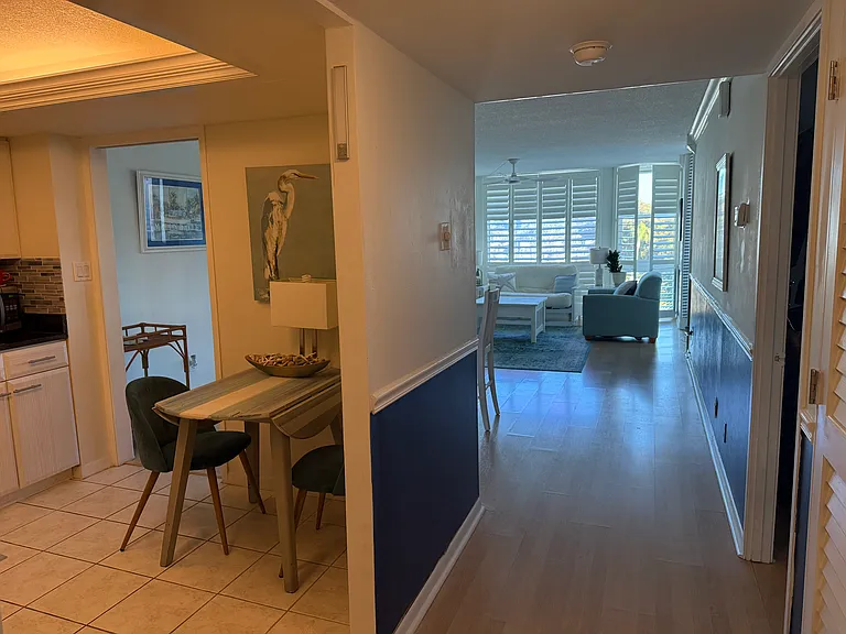 7400 Sun Island Dr — Photo 8