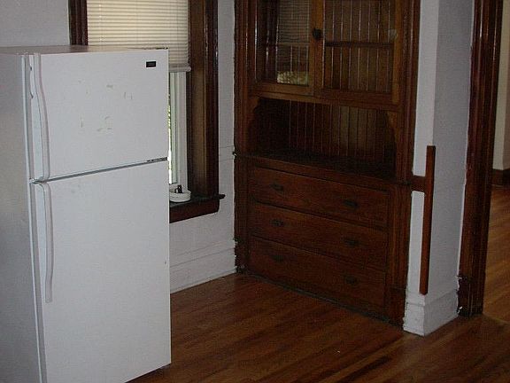 2nd image of 1405 W Belden Ave #2N