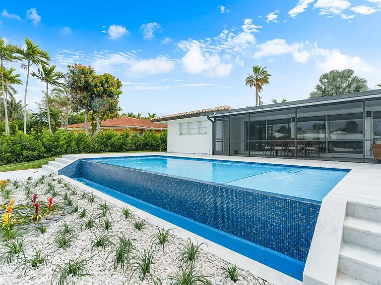 273 Tropic Dr — Photo 20