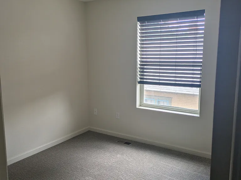 34 S Hazel Ct — Photo 7