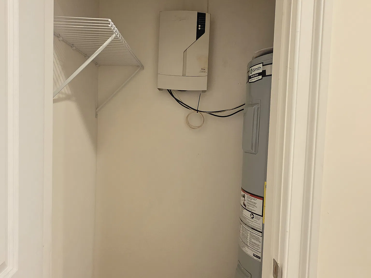 1 bed, 888 sqft, $1,795 — Photo 4