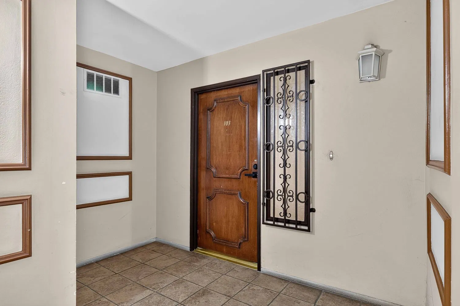3 bed, 1698 sqft, $4,200 — Photo 3
