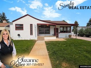 416 E 26th Ave, Torrington, WY 82240