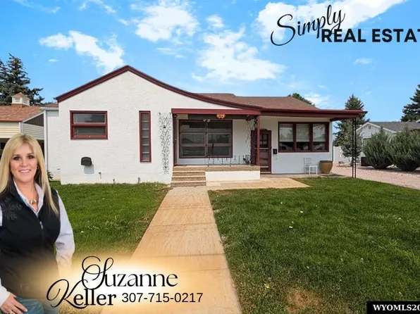 416 E 26th Ave, Torrington, WY 82240