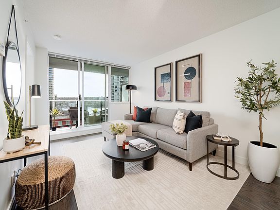2nd image of 1325 Rolston St #1703