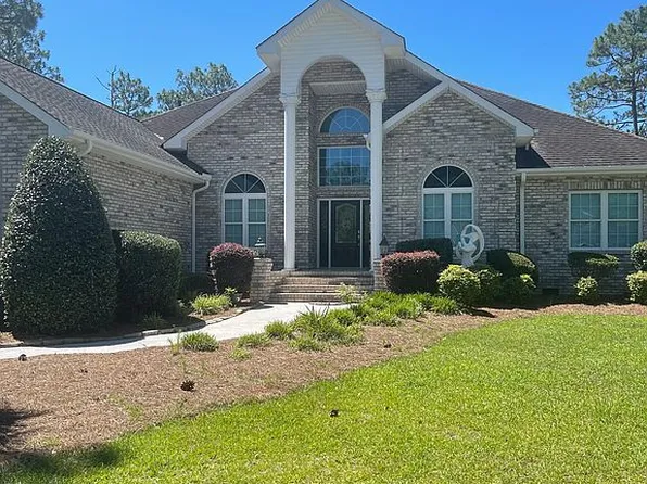 20 Queens Grant Cir SW, Shallotte, NC 28470