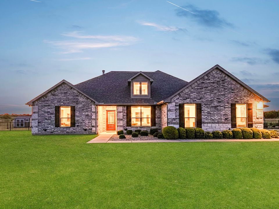 1st image of 634 Gant Rd
