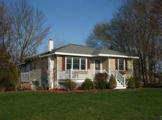 19 Muller St, New Fairfield, CT 06812