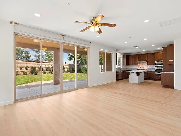 6820 Lopez Canyon Way — Photo 12