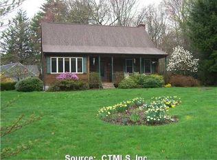 10 Fitzgerald Rd, Brooklyn, CT 06234