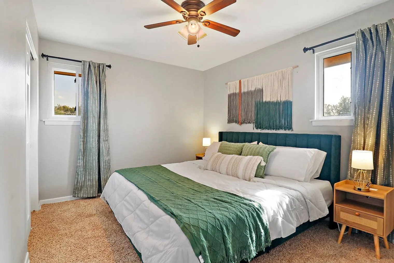 3 bed, 1.0 bath, $4,665 — Photo 3