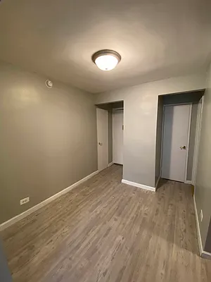 Rented by City Prime Commercial Realty  | media 10