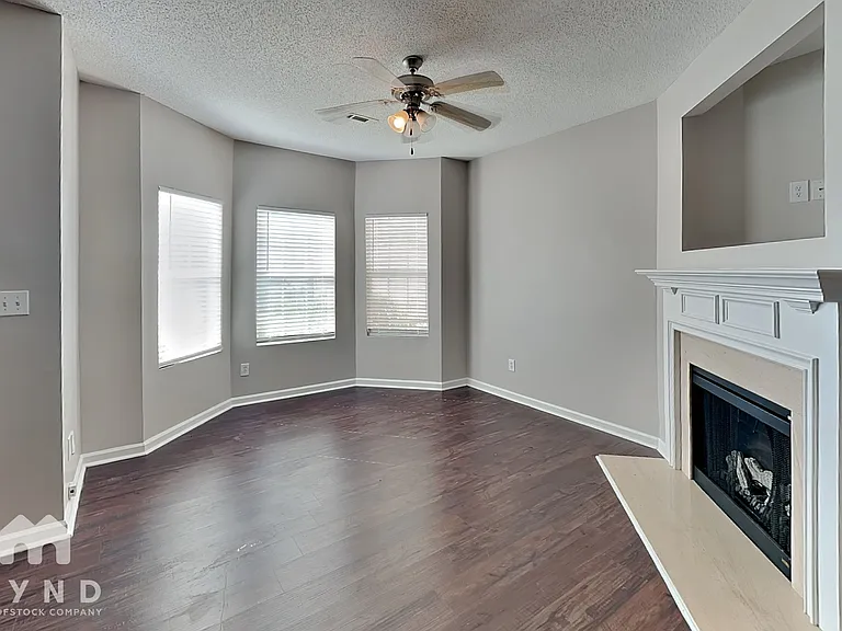 5492 Sierra Trl — Photo 7