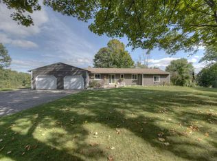 10141 E Carter Rd, Traverse City, MI 49684