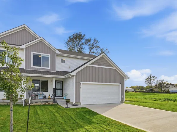 514 7th St NE, Mitchellville, IA 50169