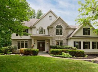 9058 Eversole Run Rd, Powell, OH 43065