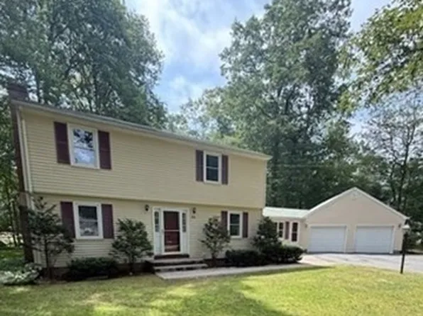 65 Laurel Rd, Wilbraham, MA 01095