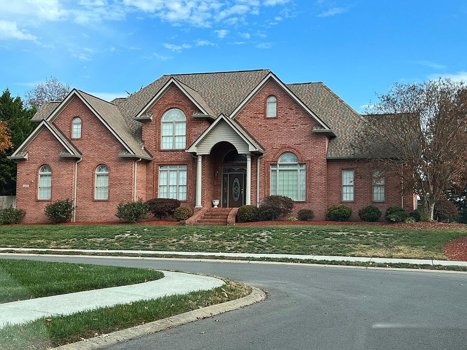 1st image of 3222 Postoak Dr NW