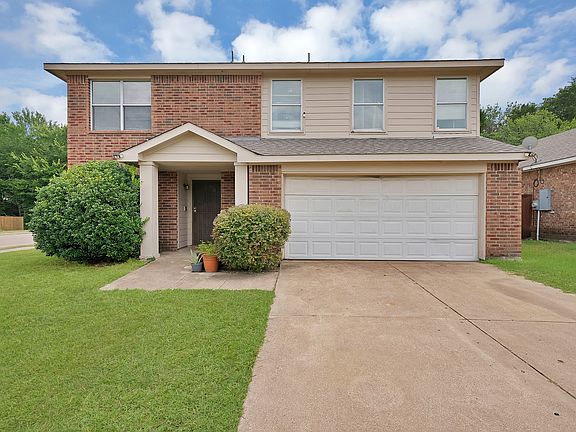 3rd image of 3372 Mojave Dr