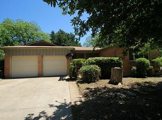 1000 Billie Ruth Ln, Hurst, TX 76053