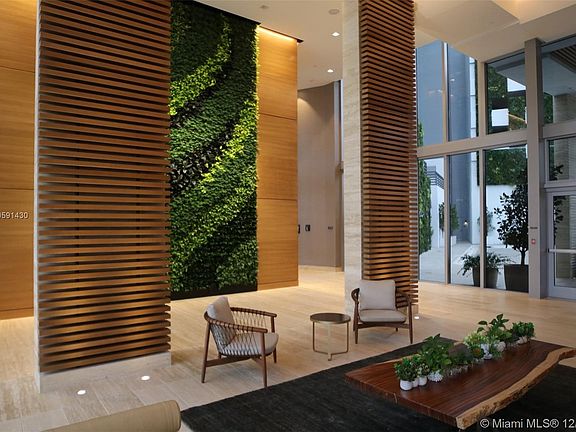 3rd image of 16385 E Biscayne 3221 N